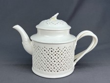 Hartley Greens CREAMWARE PIERCED 2- Cup Tea Pot & Lid: MINT
