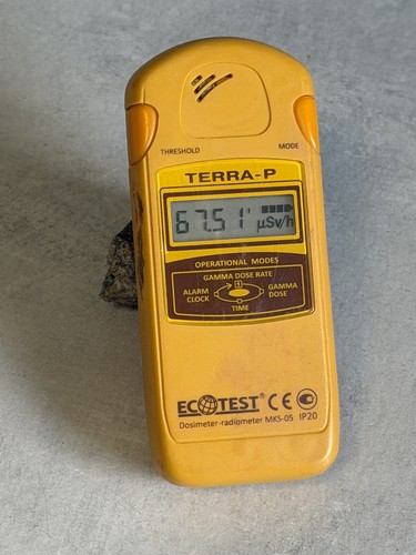 Geiger counter check source - check,