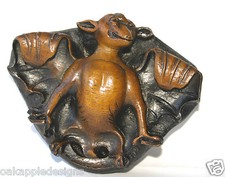 Gothic Bat Reproduction