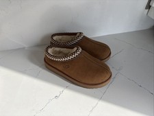 uGGs Slippers In Box Never