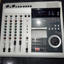 Yamaha MD4S Minidisc Multitrack Recorder