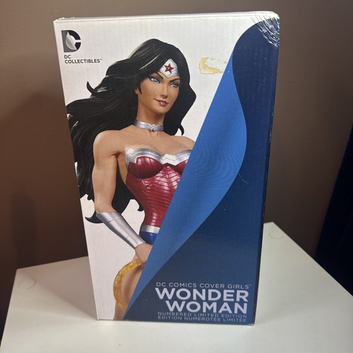Comics cover girls - comics,