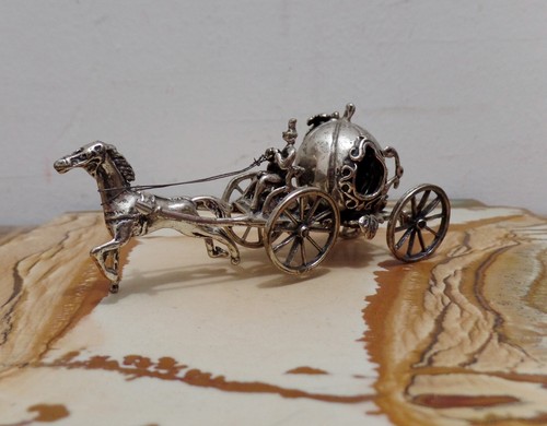 Miniature 800 silver horse - .800,