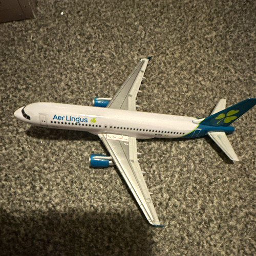 Aer lingus airbus a320 civil - aer,