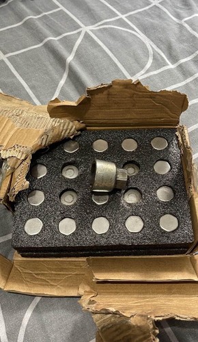 Range rover nuts with - rover,