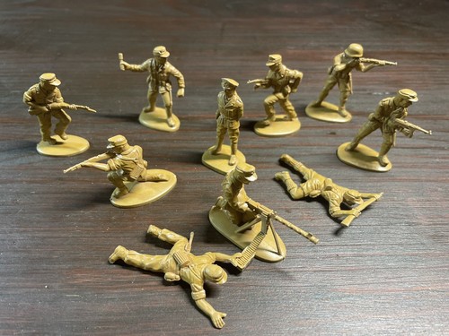 Vintage matchbox wwii german - matchbox,
