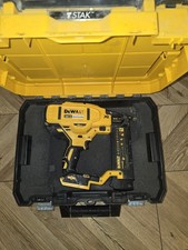 DeWalt DCN680 Nail gun 18V