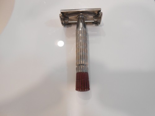 Vintage 1955 gillette red - gillette, tip