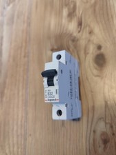 TENBY LEGRAND 32 AMP 6kA 4197 , RX3 MCB 4197 55  , FREE POST , SENT FAST 