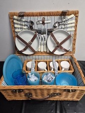 Wicker Picnic Large Brown/White/Blue Basket Set - F3