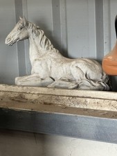 Horse garden ornament concrete stone statue laying horse beautiful design stunni