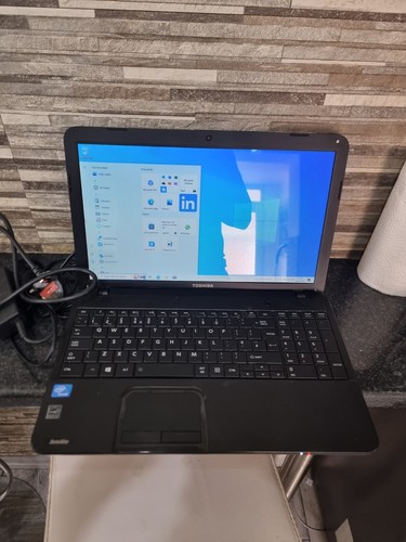 H1684 toshiba laptop satellite - h1684,