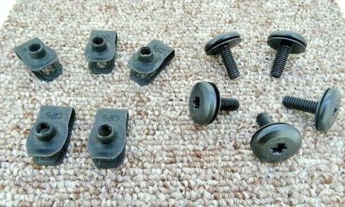 Jaguar wheel arch liner - jaguar,