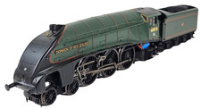 Hornby OO BR A4 Class 4-6-2 Loco 60013 Dominion of New Zealand Tested Runner.