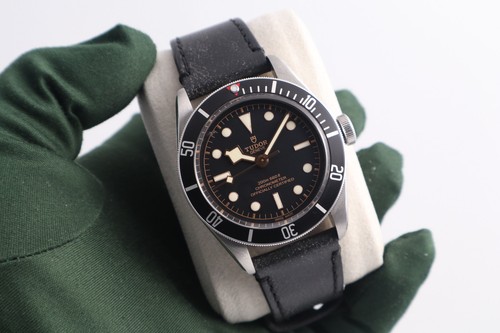 Tudor black bay - black, heritage