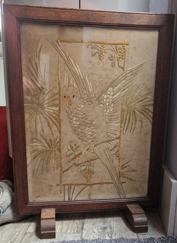 Hand woven tropical parrot - hand,