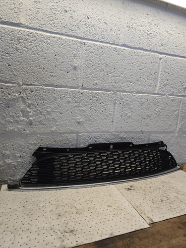 Genuine mini black front grill - front,