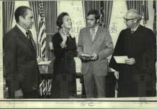 1971 Press Photo Former Illinois Representative Charlotte Reid is sworn in