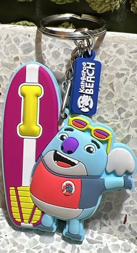 Smiggle kangaroo beach keyring - beach,