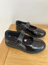 Girls Black Patent Clark’s Shoes Size UK 11.5 