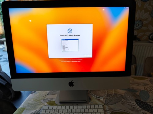 Apple imac desktop - apple, with