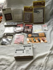 N GAUGE LARGE JOB LOT OF 14x VARIOUS SCENERY ACCESSORIES - MOSTLY SEALED