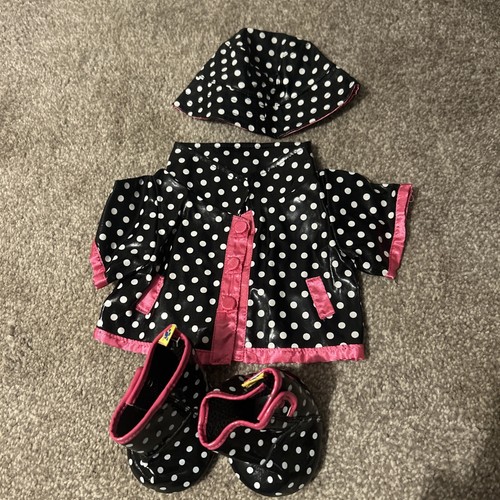 Build bear raincoat - a,
