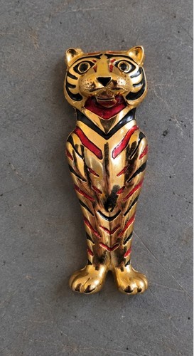 Signed sphinx tiger brooch - sphinx,