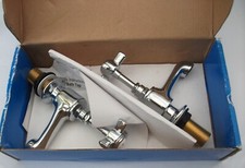 B&Q Classic Chrome Bath Taps