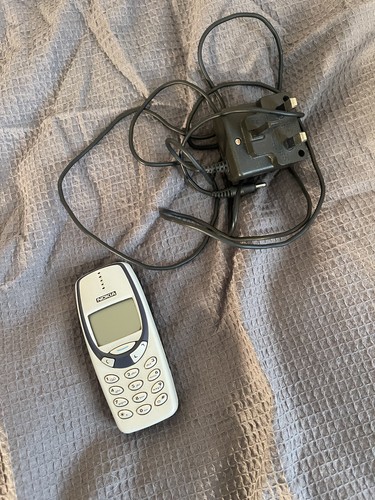 Original nokia 3310 - nokia,