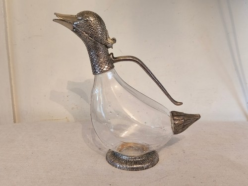 Duck shaped wine decanter - duck,
