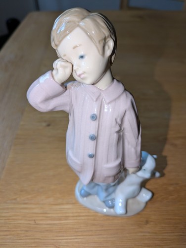 Nao sleepy head figurine - nao, head'