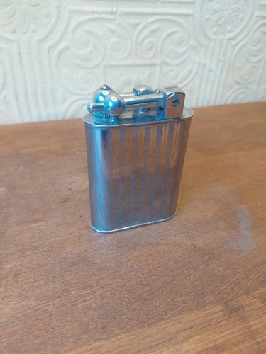 Large vintage luxuor - large, lighter