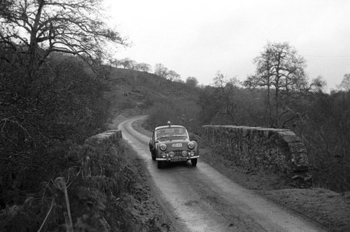 Cawsey stokes triumph - r,