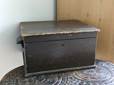 Antique Collectors Box wood
