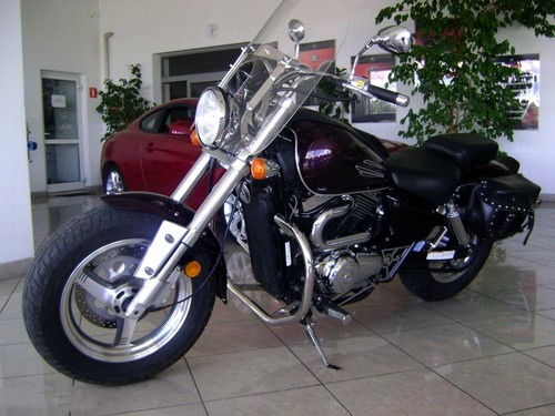 Suzuki vz800 - s), (1997-2004)