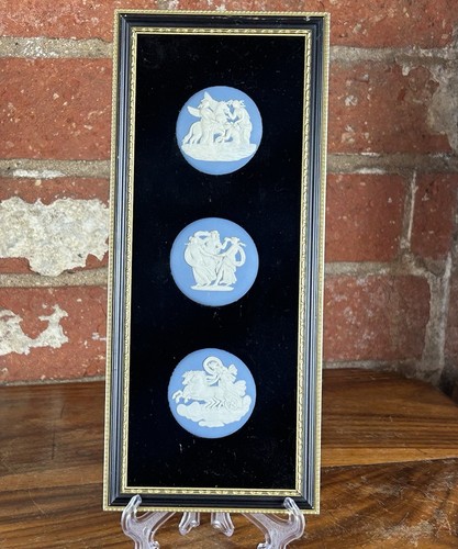 Wedgwood pale blue jasperware - blue,