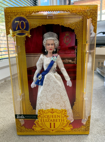 Barbie signature queen - barbie,