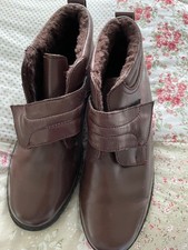 NEW Men's Brown Leather Winter Boots size 11