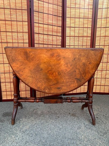 Burr walnut sutherland table - sutherland,
