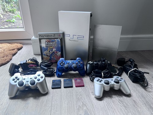 Playstation silver bundle - bundle, 4