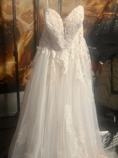 Anna Z Bridal Wedding Dress s