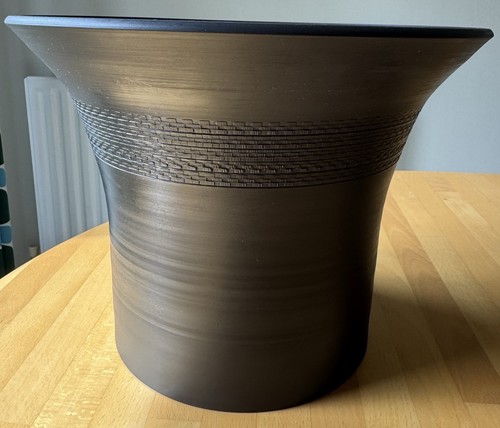 Rare wedgwood black basalt - black,