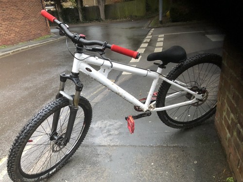 Dirt jump bike - dirt,