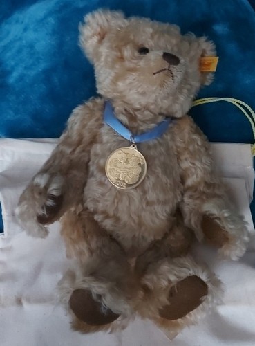 Steiff danbury mint - danbury,