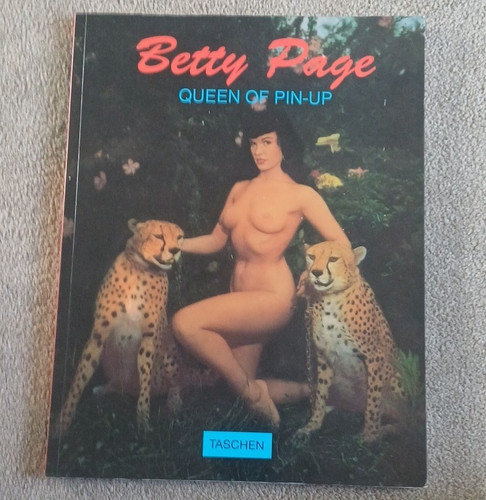 Betty page queen - pin, up
