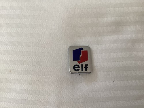 Elf petrol pin - petrol, badge