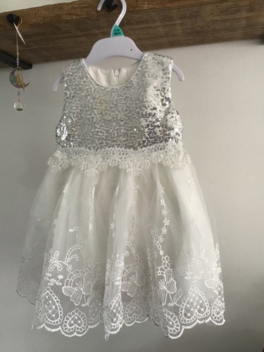 Romany style girls - , dress