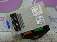 2006 FORD S-MAX TITANIUM 2.5 PETROL FUSE BOARD / BOX 06-10