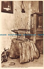 R152347 The Famous Old Blacksmiths Anvil Gretna Green